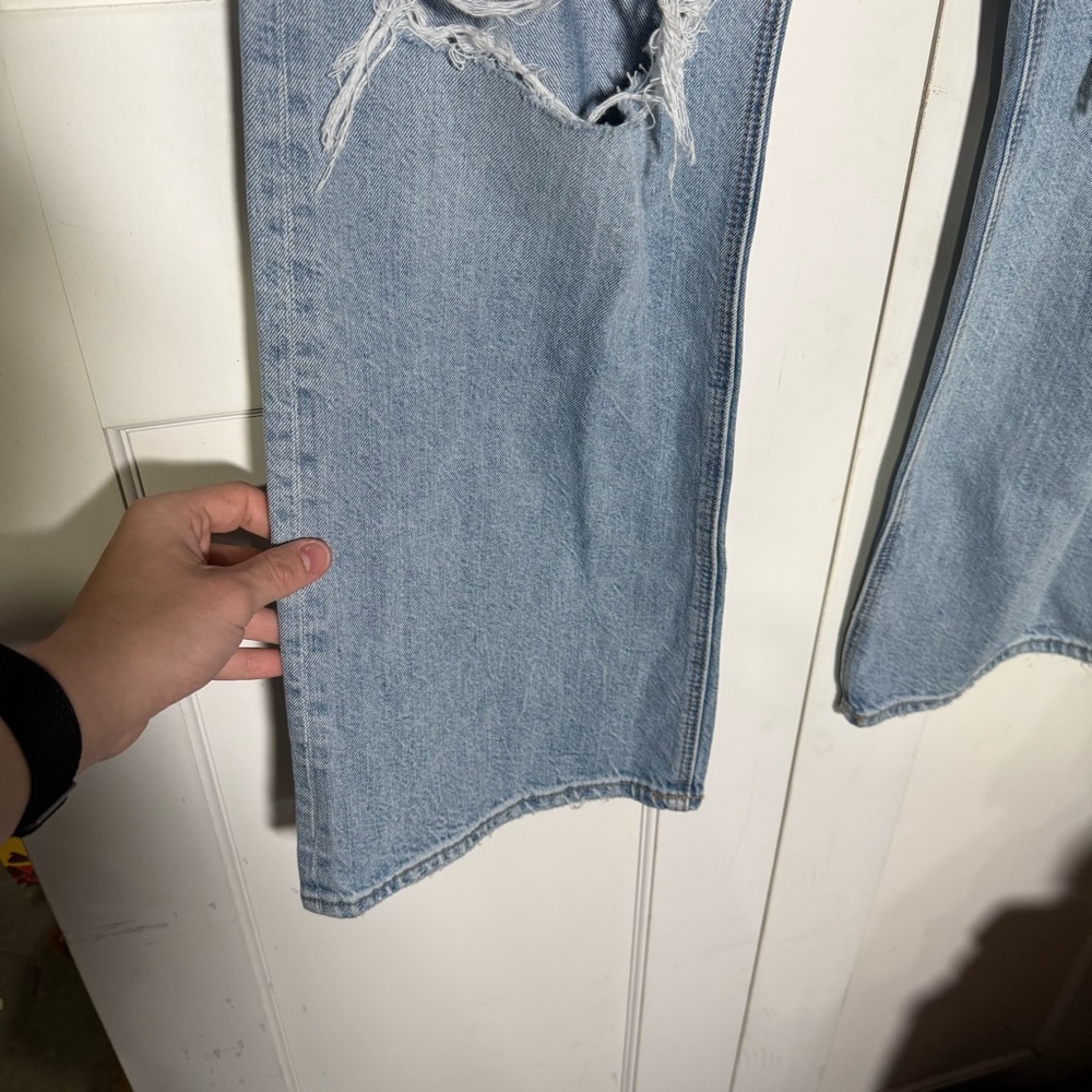 American Eagle 90's Bootcut Jeans Distressing Ripped Knees Size 18 Lighter Blue - Picture 7 of 12